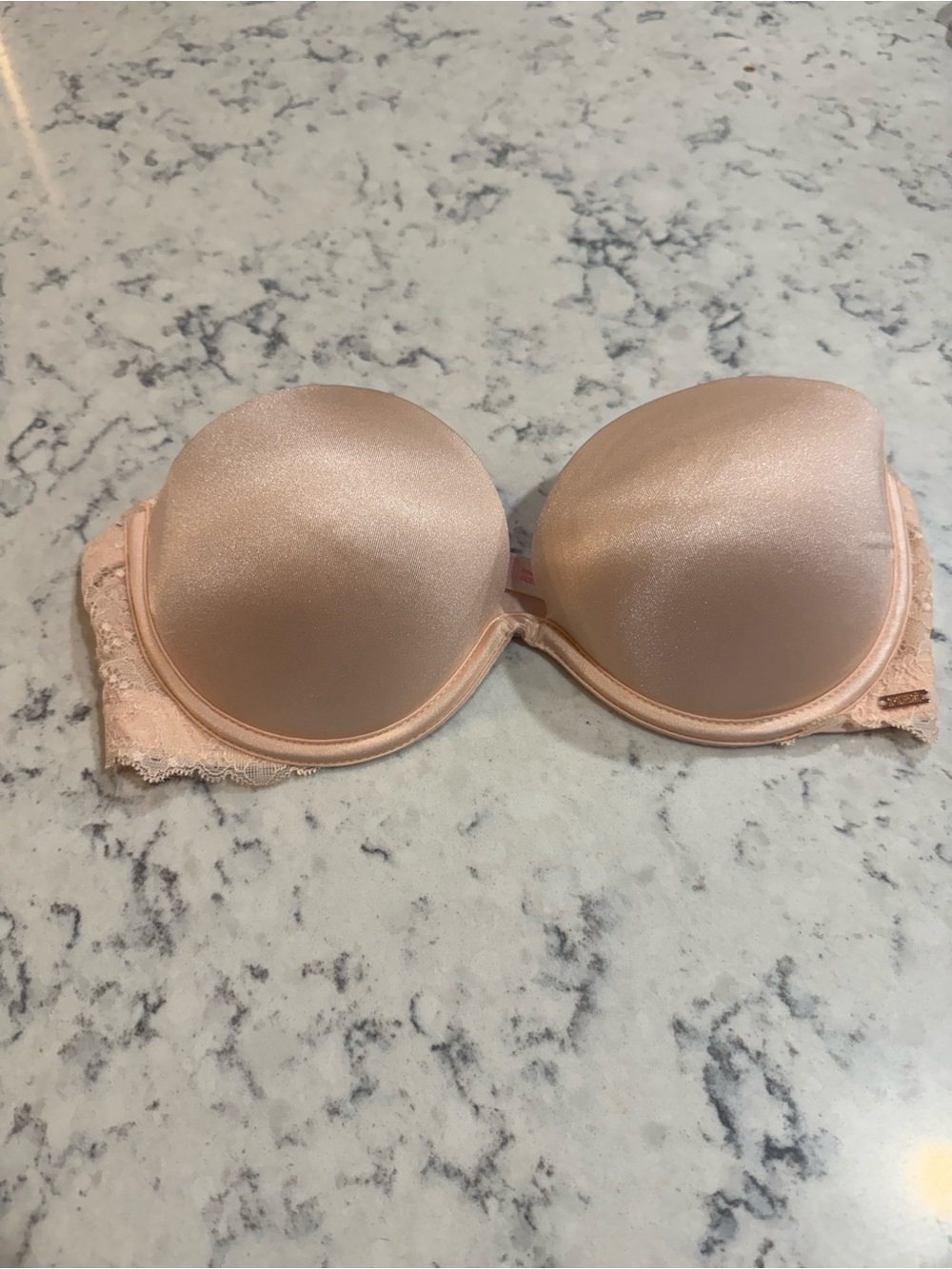PINK Strapless Smooth Light Pink Push-Up Bra
Size 32D